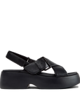 Sandali Camper Tasha donna neri in pelle con platform XL EXTRALIGHT® vista laterale.