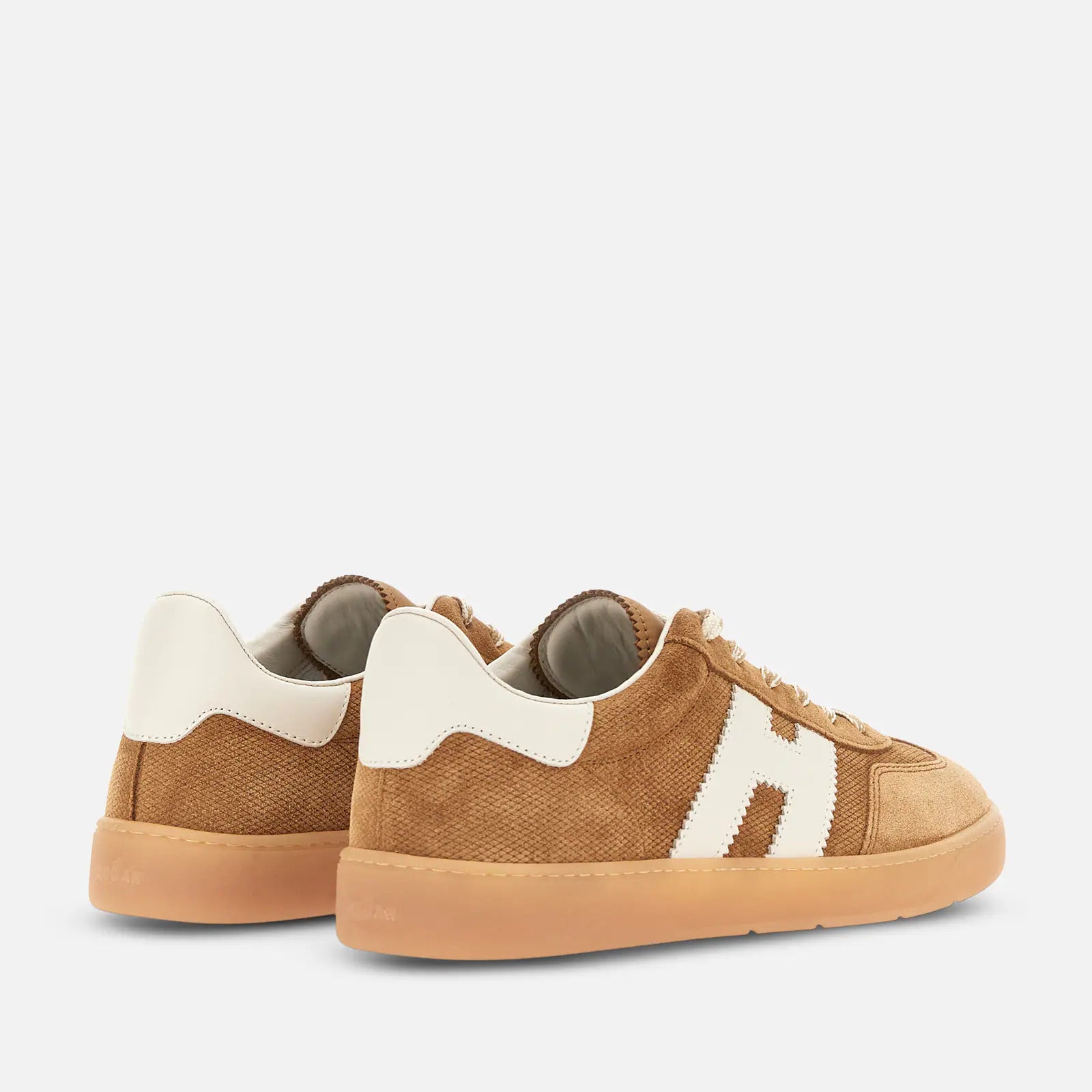 Vista posteriore sneakers Hogan Cool con talloncino bianco