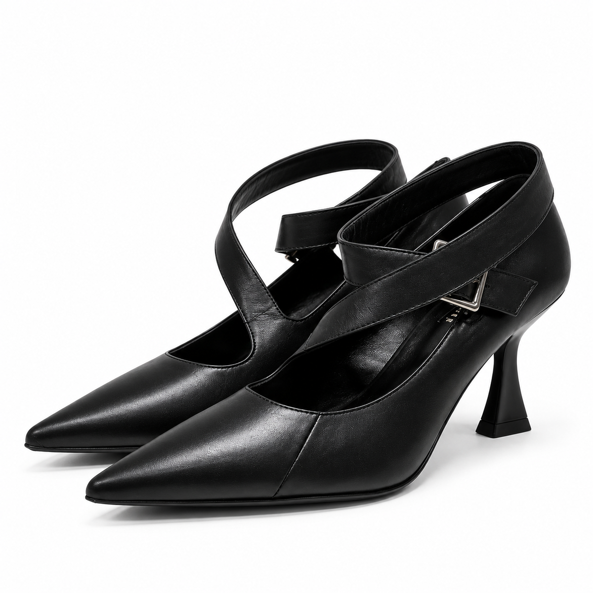 Isabelle Paris- décolleté in pelle nero